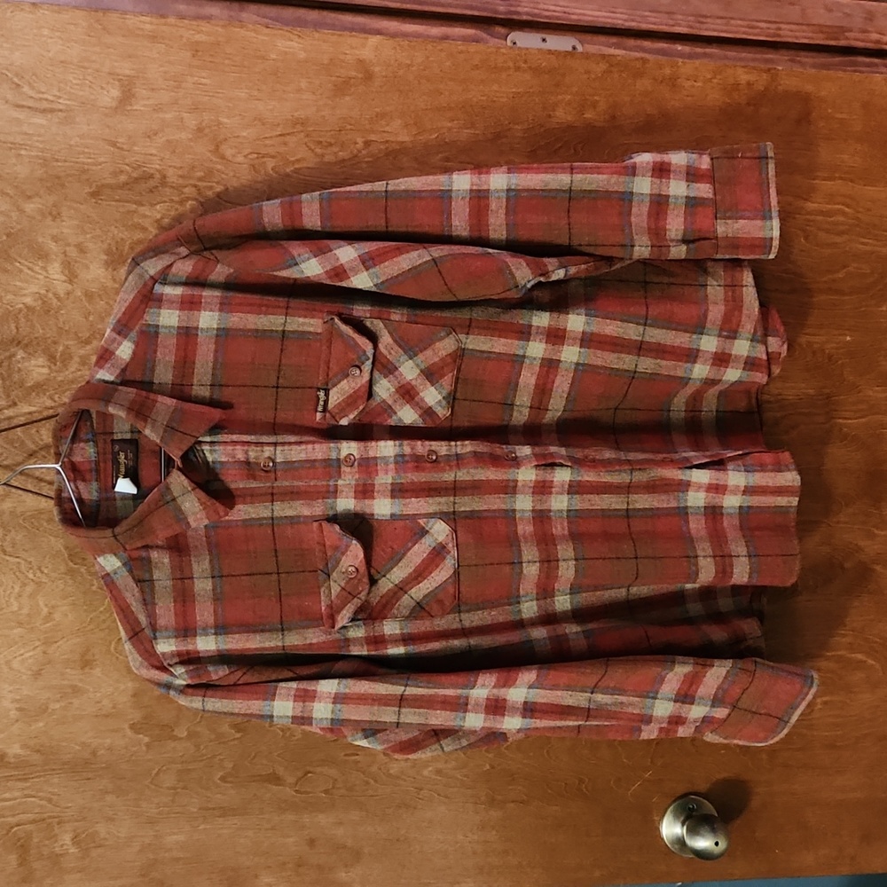 Mens Wrangler button down